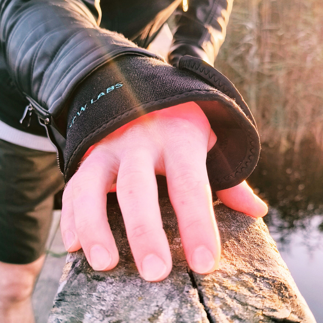Bærbar Rød Lysterapi til Hånd & Håndled (660nm + 850nm)