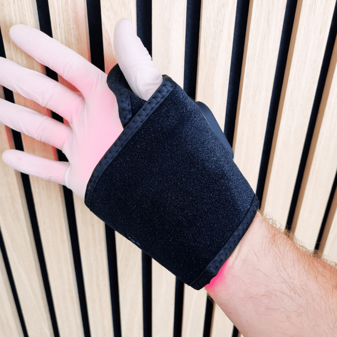 Bærbar Rød Lysterapi til Hånd & Håndled (660nm + 850nm) - infrarød lysterapi - Bærbar Infrarød Lysterapi - RenewLabs